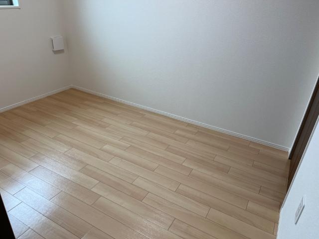 コントレイル糸引 室内