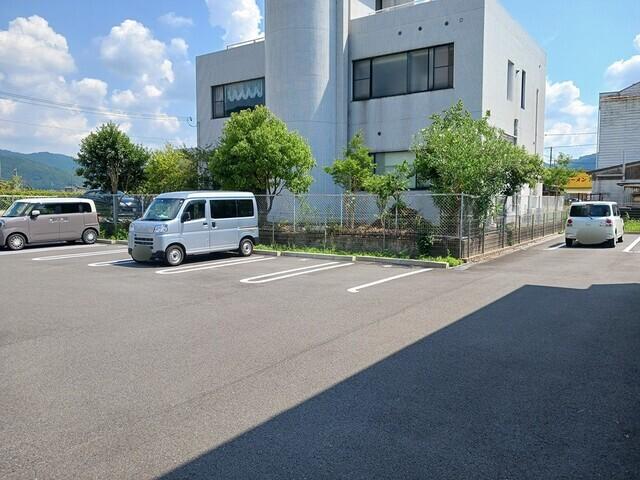 アンジュヴェールⅡ（101） 駐車場