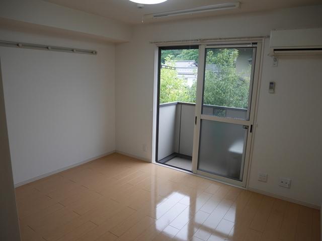 エミネンス豊岡（203） 部屋画像