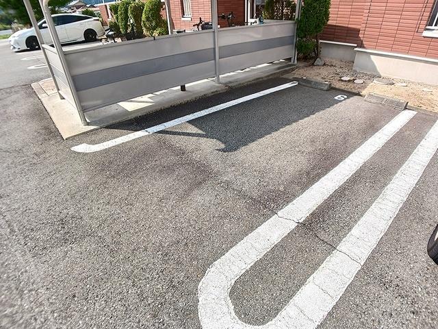 エクセルシアＢ（203） 駐車場