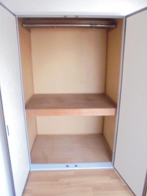 メゾン堀川　C棟（C203） 収納
