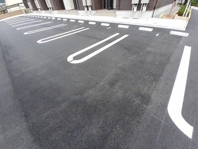 ハウオリエルア（105） 駐車場