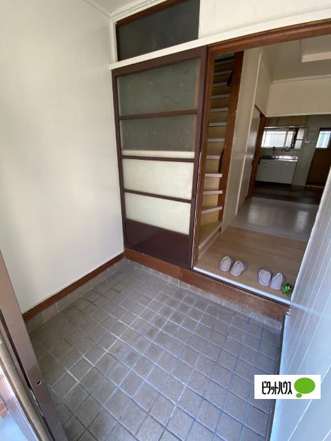 禅昌寺1丁目16貸家（1） 玄関