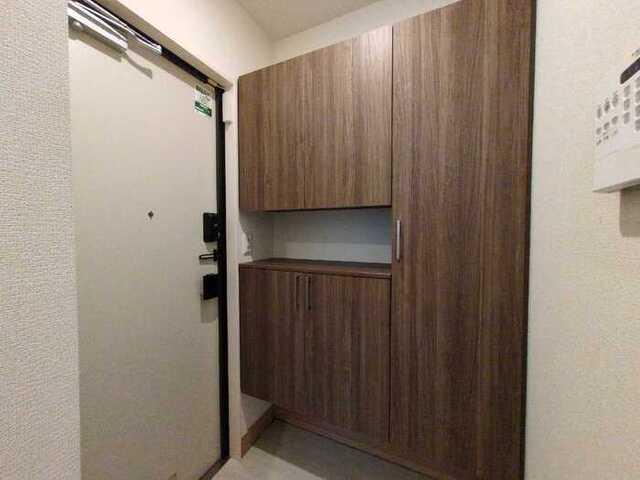 D-PLACE駅南大路（103） 玄関