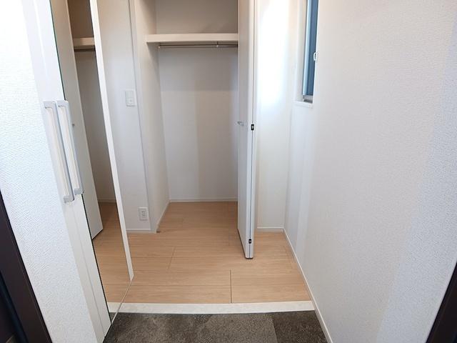 ザ　ベース東姫路（408） 玄関
