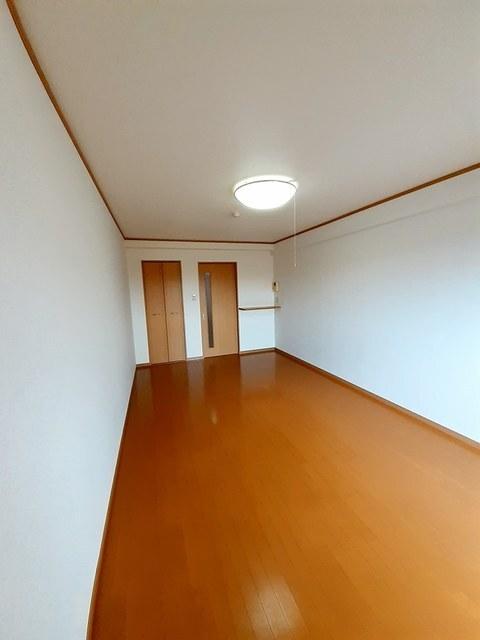 トゥールモンド（303） 室内