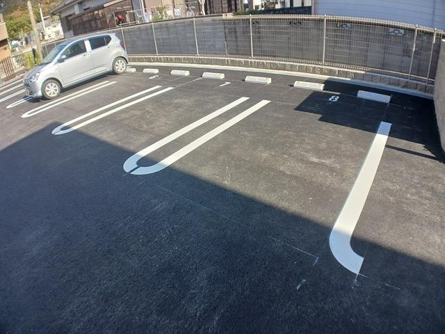 クラール勝原（108） 駐車場