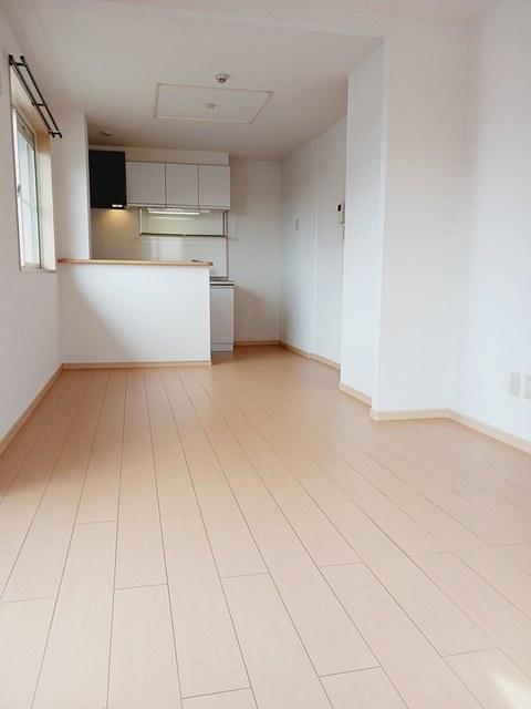 ささお壱番館（201） 室内