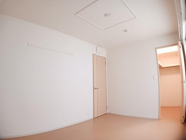カルム川面（103） 室内