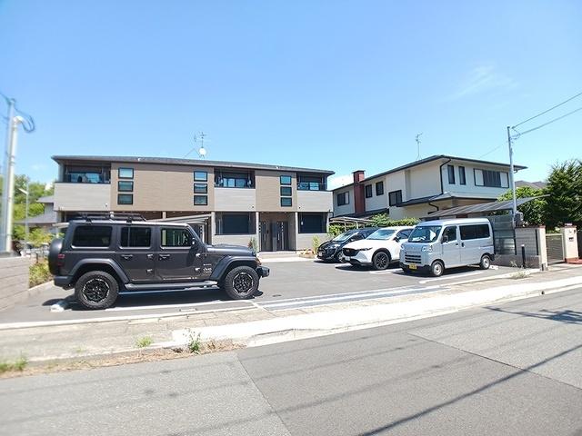 ライズ瑞穂（102） 駐車場