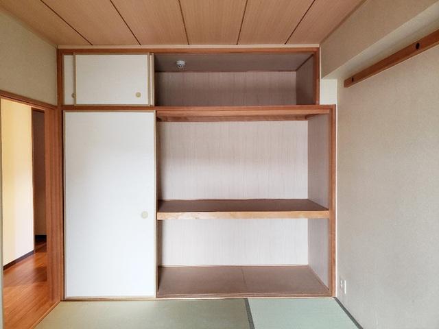 グレース門戸荘（306） 収納