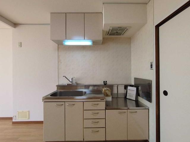 ホワイトタウン（105） キッチン