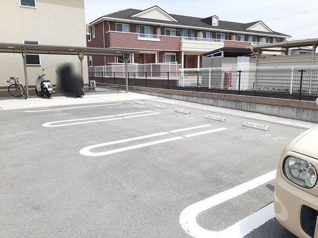 ル・レーブ坂上Ⅱ（101） 駐車場