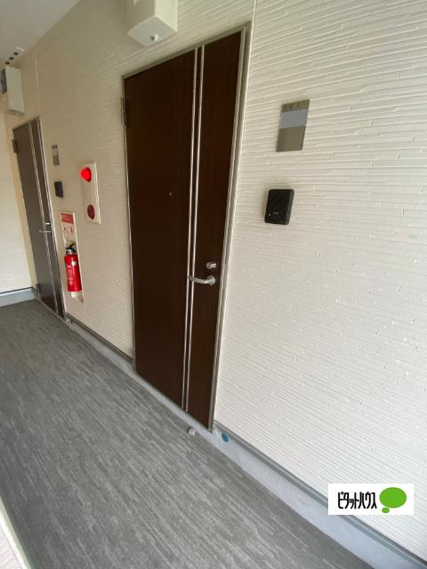 ハーモニーテラス本庄町（101） 玄関