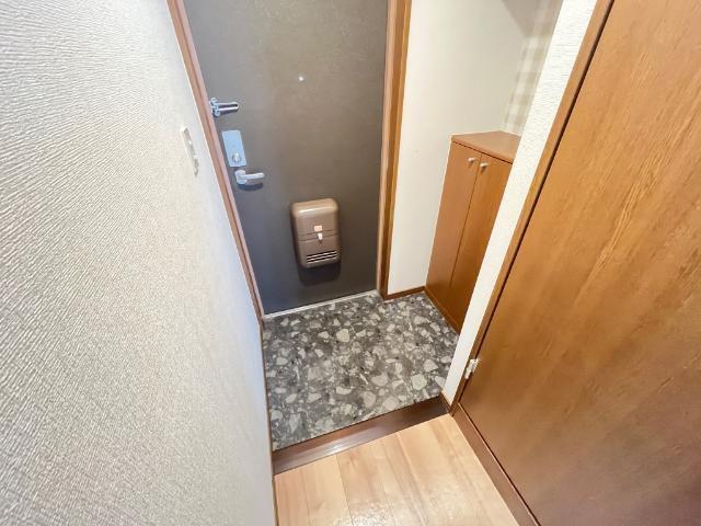 コンフォース・アイ 玄関