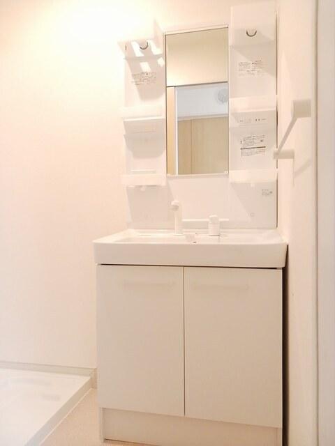 ルミエールⅢ　Ａ（102） 洗面