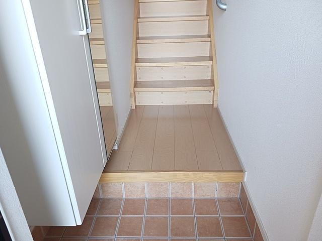 シャン・ド・フルール（203） 玄関