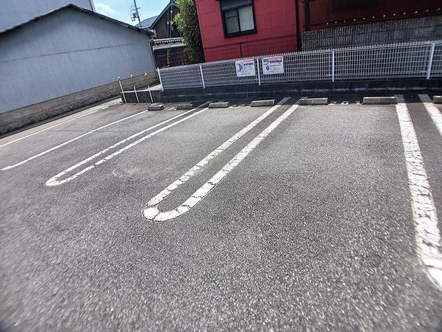 クラール雅（102） 駐車場
