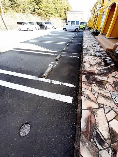 クラッセ弐番館（201） 駐車場
