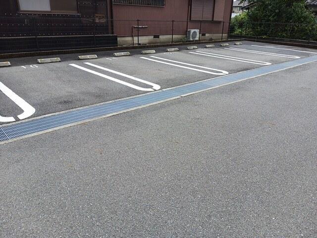 ソレイユ　ラ・メゾン（101） 駐車場