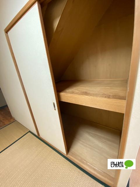 中島町3丁目貸家（1） 収納