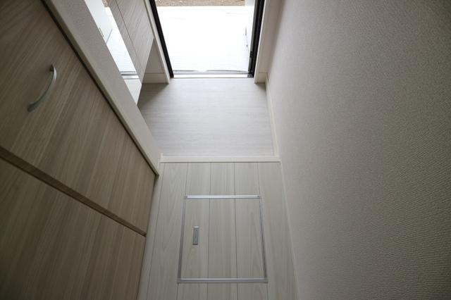 D-ROOM上滝野（202） 玄関