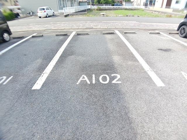 パークサイド２（202） 駐車場