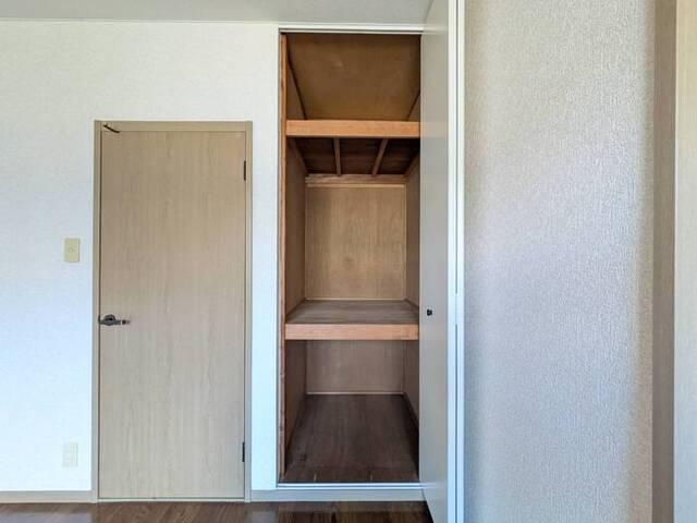 シンフォニー汐見台（102） 収納