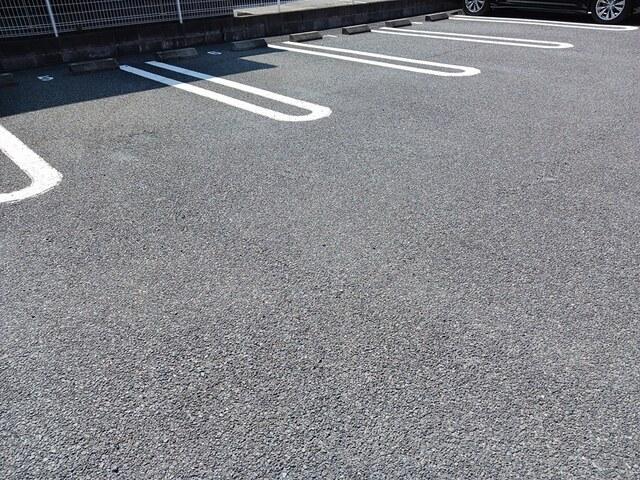 オヒア・レフアⅡ（202） 駐車場