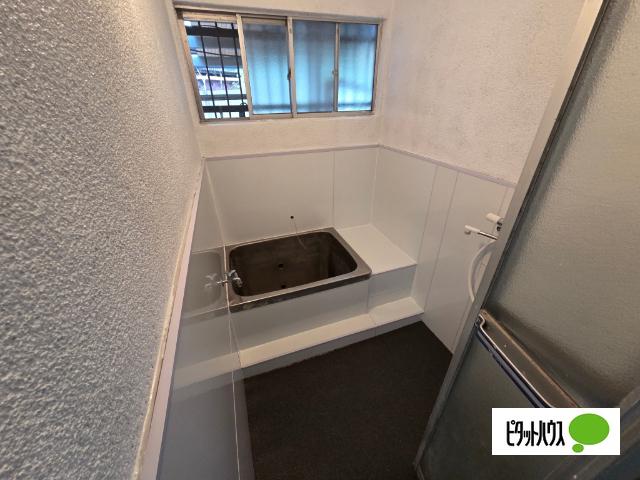 名谷町貸家 バス／シャワー