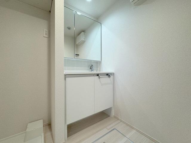 上甲子園廣和レジデンス（301） 洗面