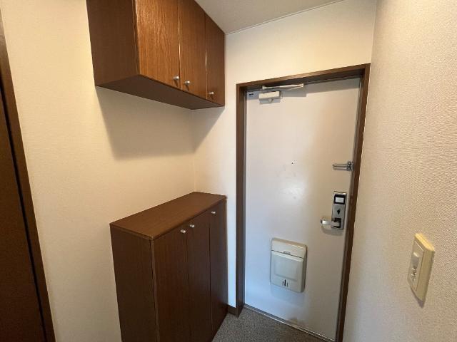 ミレム 玄関