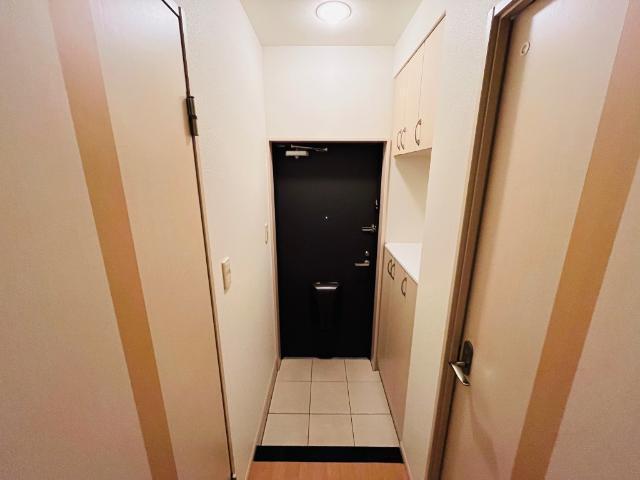 ストークミヤタ 玄関