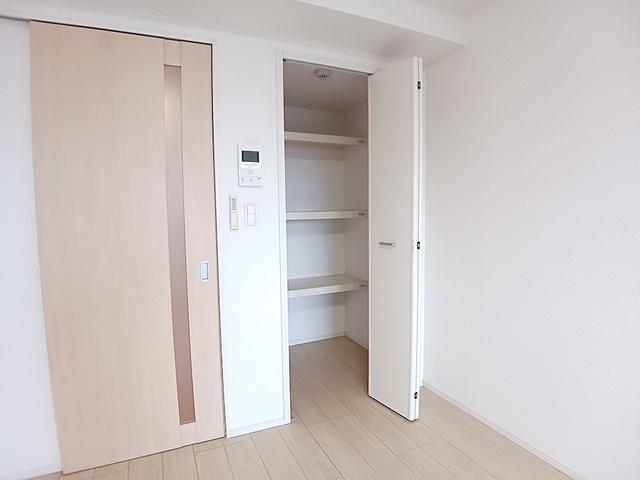 グレイスフル・Ｋ（302） 収納