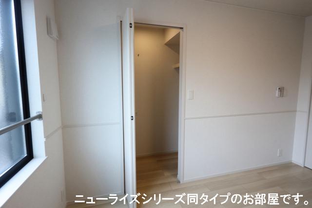 ベル・エクラ　Ⅱ（102） 収納
