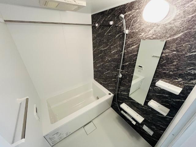 リファインド　レジデンス 部屋画像
