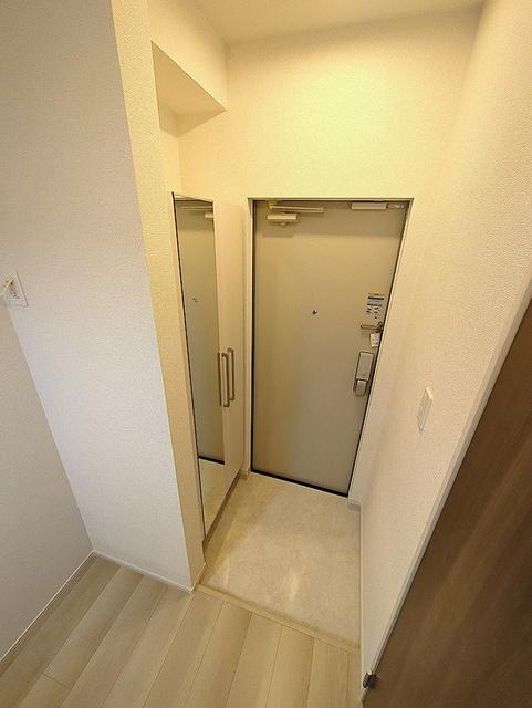 ヒカルサ神戸垂水山手（303） 玄関