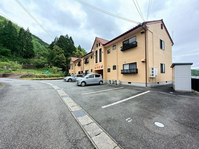 メゾンみやびＢ（101） 駐車場