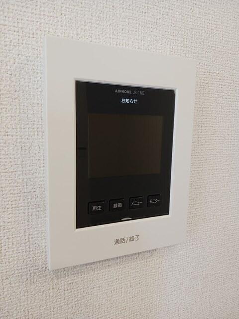 プロスペリテⅤ　Ｂ棟（101） 玄関