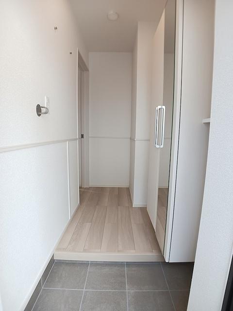 コテポルト（101） 玄関