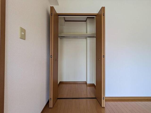 ソレイユ細江（102） 収納