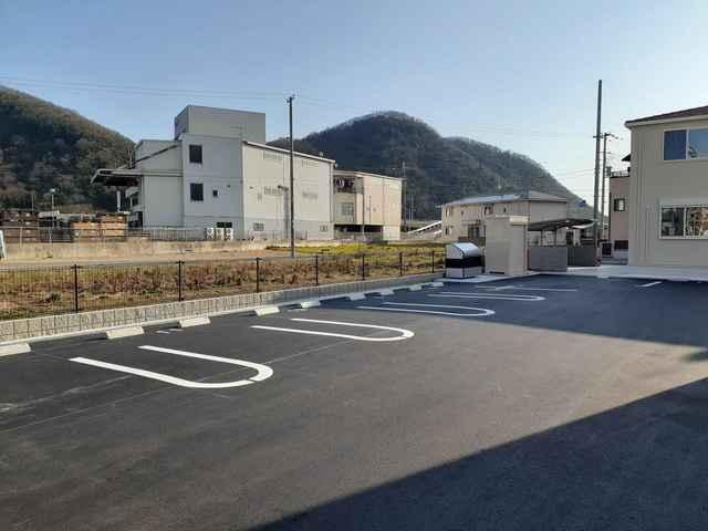 ル　ボヌール赤穂Ⅱ（201） 駐車場