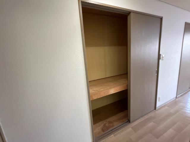 ミィーティア 収納