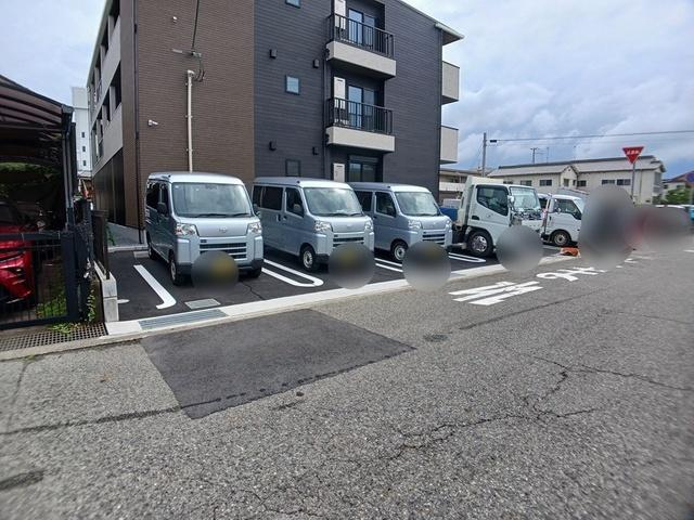 ヒカルサ東加古川（303） 収納