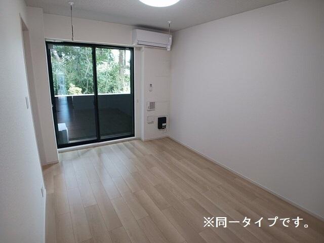 ヴェルデ・フレスコ（103） リビング