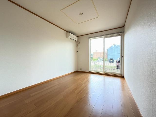 フロイライン　アミィＢ（101） 室内