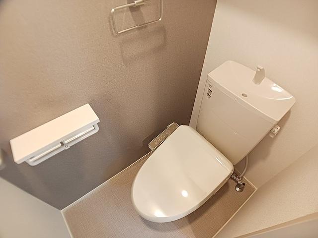 メゾングレーヌ東觜崎駅前Ｂ（104） トイレ