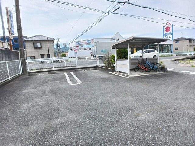ウッドパストラルⅡ（202） 駐車場