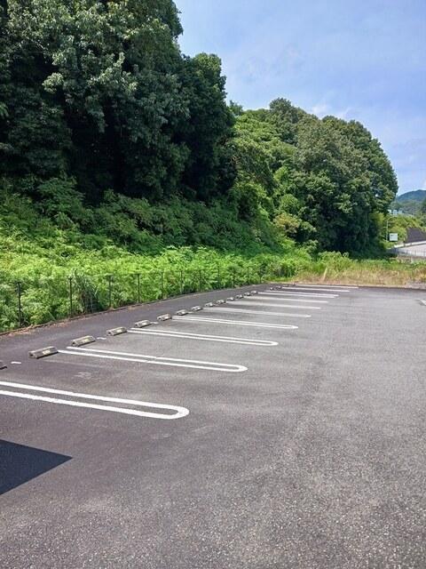 ＭＡＩＳＯＮ・ＳＯＬＥＩＬ（203） 駐車場