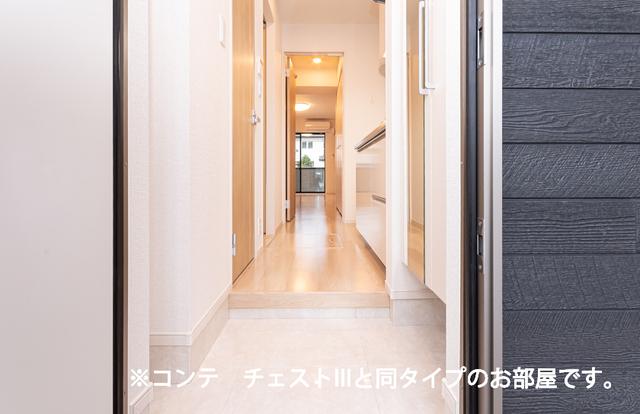 ヒカルサ加古川別府（104） 玄関